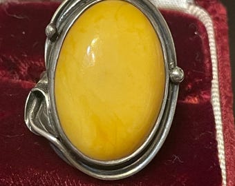 Art Deco Large Vintage Baltic Egg Yolk Butterscotch Amber Leaf Sterling Silver Ring