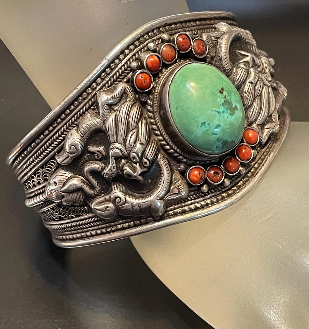 Outstanding Old Chinese Vintage Natural Turquoise & Coral Wirh