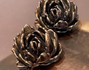 Pendientes de clip grandes de plata de ley vintage con forma de rosa, raros y exclusivos.
