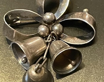 Dg (DamascoGallegos)Taxco Vintage Sterling Bow Bells Brooch