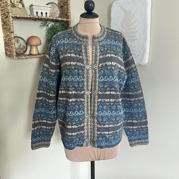 Squaw Valley Sweater - Etsy Squaw Valley Sweater - Etsy