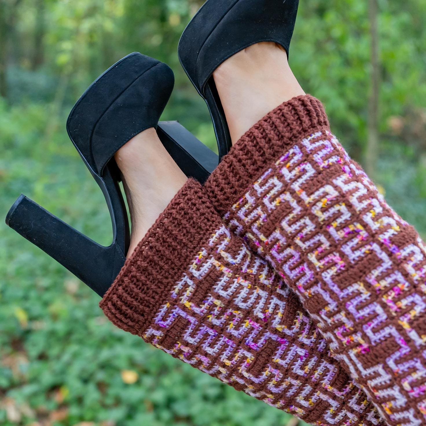 30 Crochet Leg Warmers Patterns for Retro, Cozy, and Statement Style 28 Twisted Maze Mosaic Leg Warmers