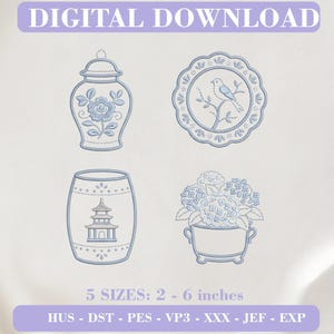 Puede incluir: Un conjunto de diseños de bordado en descarga digital con cuatro ilustraciones en tonos azules: un tarro de jengibre con motivo floral, un pájaro en una rama dentro de un plato festoneado, un taburete de jardín con pagoda y un cuenco con hortensias.