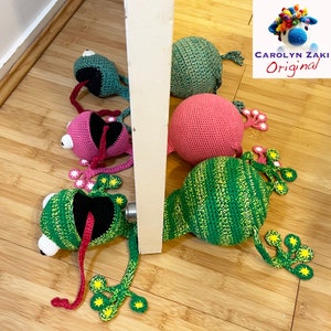 The Original Squashed Frog Door Stopper Amigurumi Instant download PDF crochet pattern, available in English only zdjęcie 3