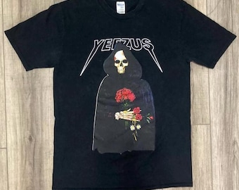 Camiseta Kanye West JEEZUS tour reaper graphic masculina tamanho médio usada