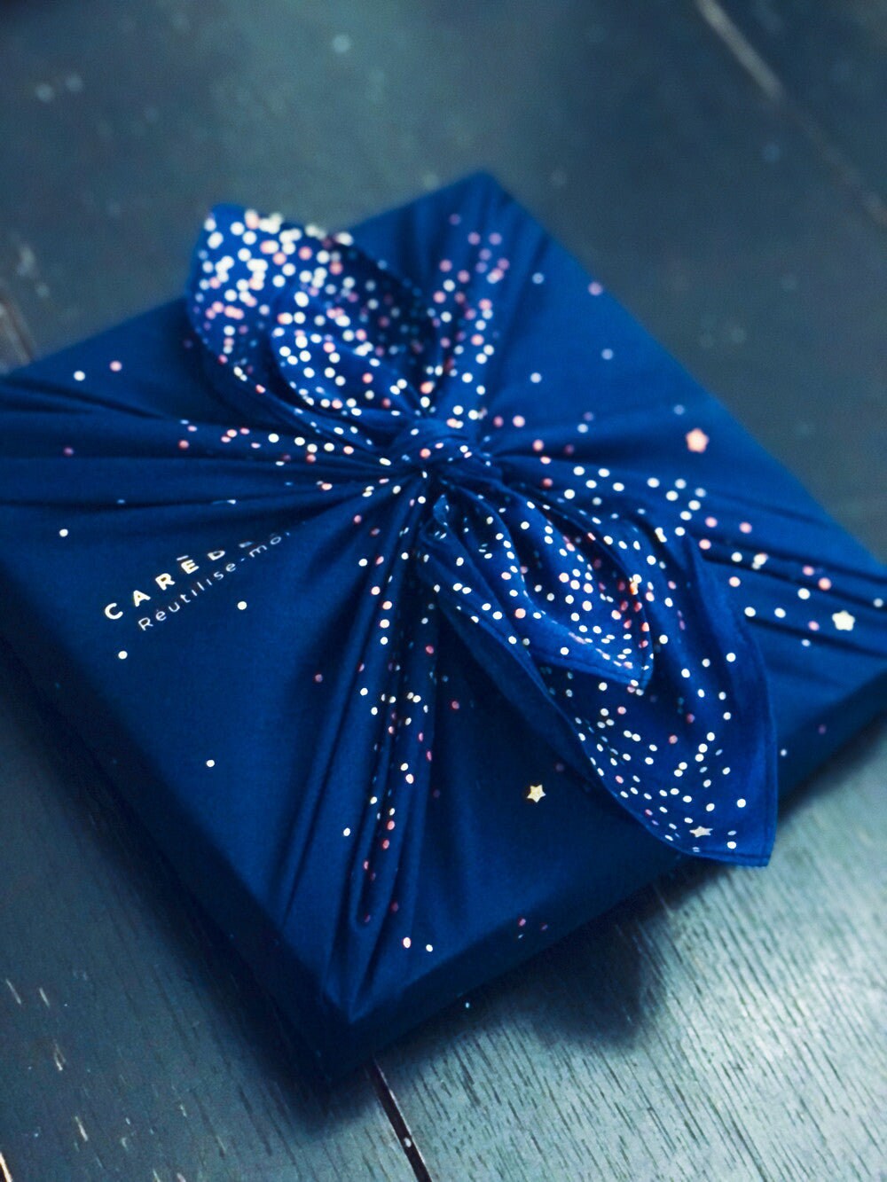 Foulard S 35 x 35 per pacchi regalo Riutilizzabile - Cartoleria Online Taccuini Planner Penne