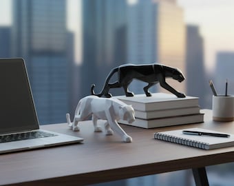 Geometric Panther Statue, Modern Resin Leopard Figurine for Home Office Shelf Decor, Animal Lover