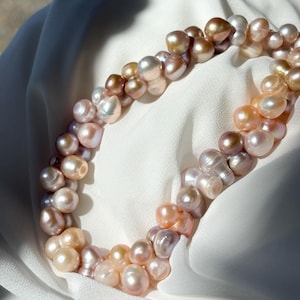 Florist style 3 color freshwater baroque pearls vivid necklace for spaghetti strap dresses