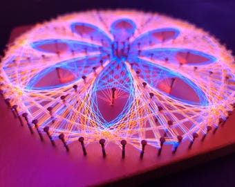Golden Lehrer - String Art, Heilige Geometrie, Psychedelisch, Wand Kunst, Psy Deco, Party Deko, UV, Schwarzlicht, Neon Kunst, Mandala, Wandbehang