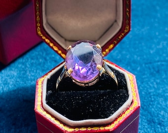 Vintage large amethyst gold ring. size L/6 weight 2.4 grammes