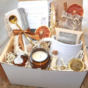 Cozy Loose Leaf Tea Gift Box: Mug, Candle & Honey - Hygge Self Care Gift