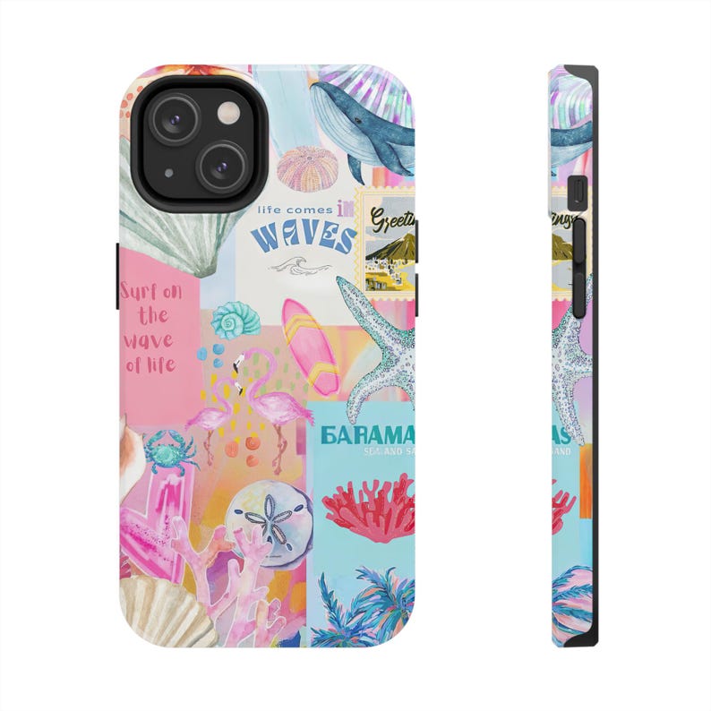 Op de afbeelding: Een kleurrijke telefoonhoes met een collage van afbeeldingen, waaronder een walvis, een zeester, een flamingo en de tekst "life comes in waves".