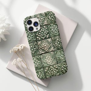 Funda para teléfono con azulejos mediterráneos verde salvia, azulejos portugueses de cerámica para iPhone 16, 15 Pro Max, 14 Plus, 13, 12, 11 X, Samsung S24, S23, S22, Pixel imagen 1