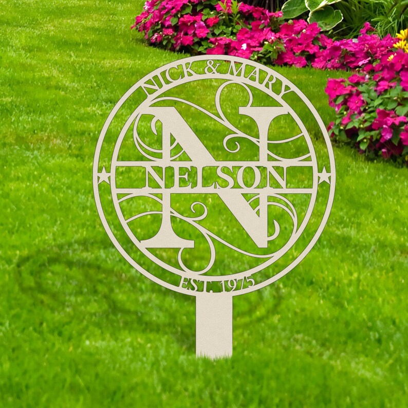 personalized-family-name-metal-sign-last-name-sign-initial-metal