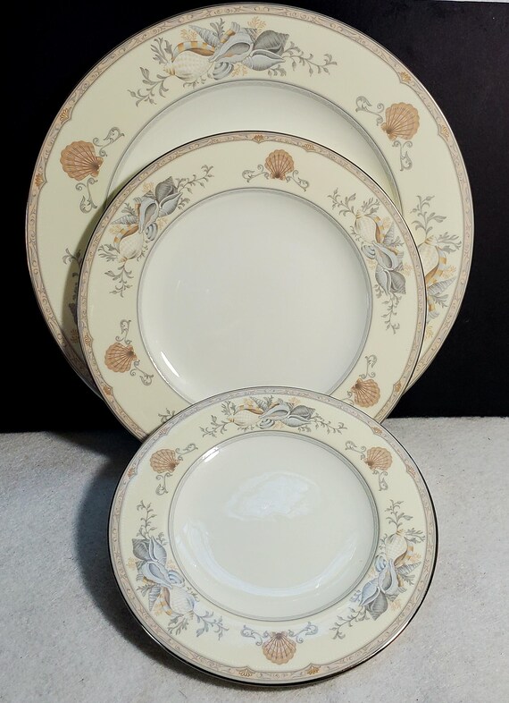 Mikasa China Treasure Cove 3 Pc Set Plate Dinner Salad Bread