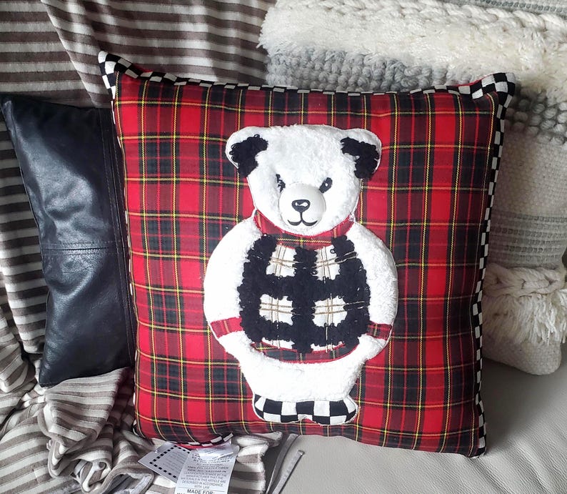 Cozy Bear Throw Pillow - Thumbnail 2