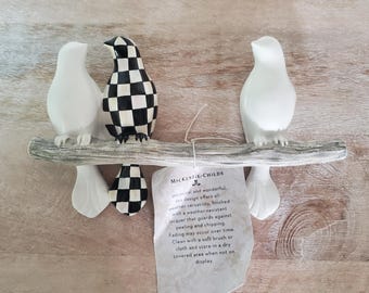 Cuadro decorativo de resina pintado a mano con diseño de trío de pájaros de Mackenzie Child, 26,7 cm x 15,9 cm. ¡Nuevo en caja! Regalo ideal.