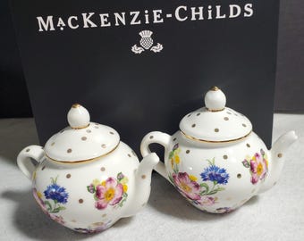 Mackenzie Childs White Flower Market Ceramic Teapot salt & pepper set 3.25" NEW in box Gift!