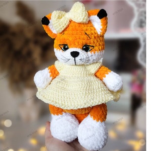 Schema uncinetto PDF - Volpe di peluche in abito - Schema volpe amigurumi - Volpe di peluche - Peluche all'uncinetto