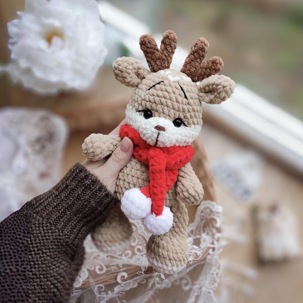 Plush Deer Crochet Pattern PDF, Amigurumi Reindeer Toy