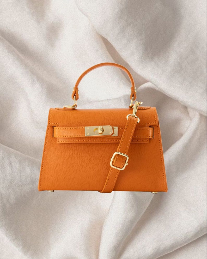 Ledertasche Adelaide, Babyblau, Rosa, Elfenbein, Schwarz, Rot, Orange, schick, zeitlos, luxuriös, klassisch, handgefertigt in Italien, Ikone, Muse, Geschenk für Sie Orange