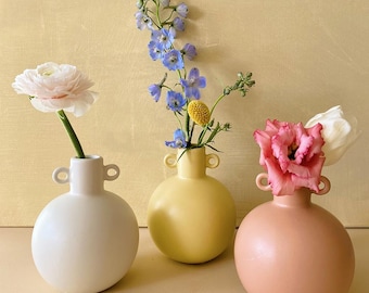 Jarrón de cerámica con camafeo, amarillo pastel, beige y blanco crujiente, florero con bulbo, cerámica portuguesa, escultural, versátil, decoración de primavera, regalo.