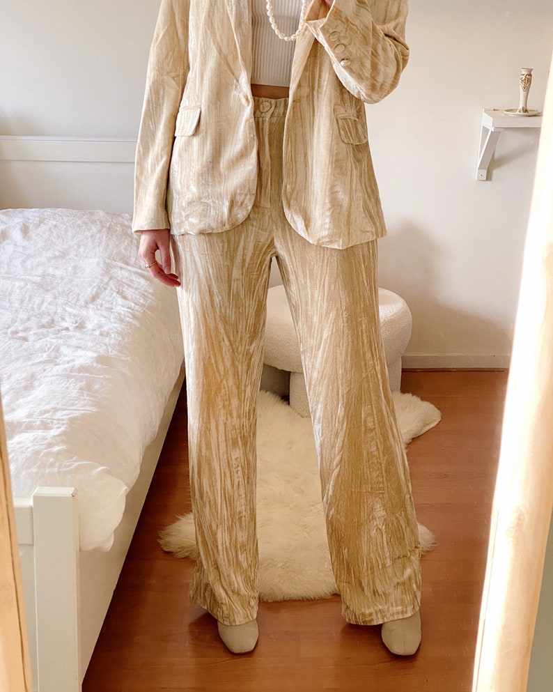 Cascade Velvet Blazer andTailored Trousers, Soft Jacket, Champagne, Matching Suit, Elegant, Luxe, Feminine, Evening, Sophisticated, Chic zdjęcie 4