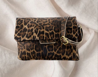 Sac en cuir léopard, pochette à imprimé animal, cuir respectueux