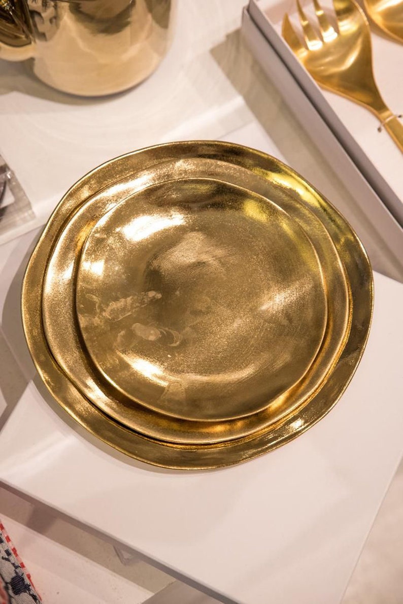 Imperfect Porcelain Plate Gold, Luxe Chic Gold Tableware, Versatile, Golden, Festive Tableware, Tablescape, Dinner Host Gift, Gift for Her zdjęcie 1