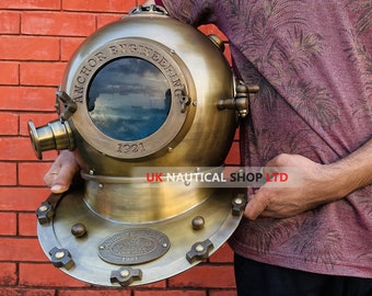 1921 Casco de buceo de ingeniería Anchor con base de madera marrón - Casco de buceo en aguas profundas - Regalo de personalización