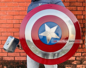 Escudo Capitán América - El primer escudo vengador - Escudo de Steve Rogers con martillo de thor