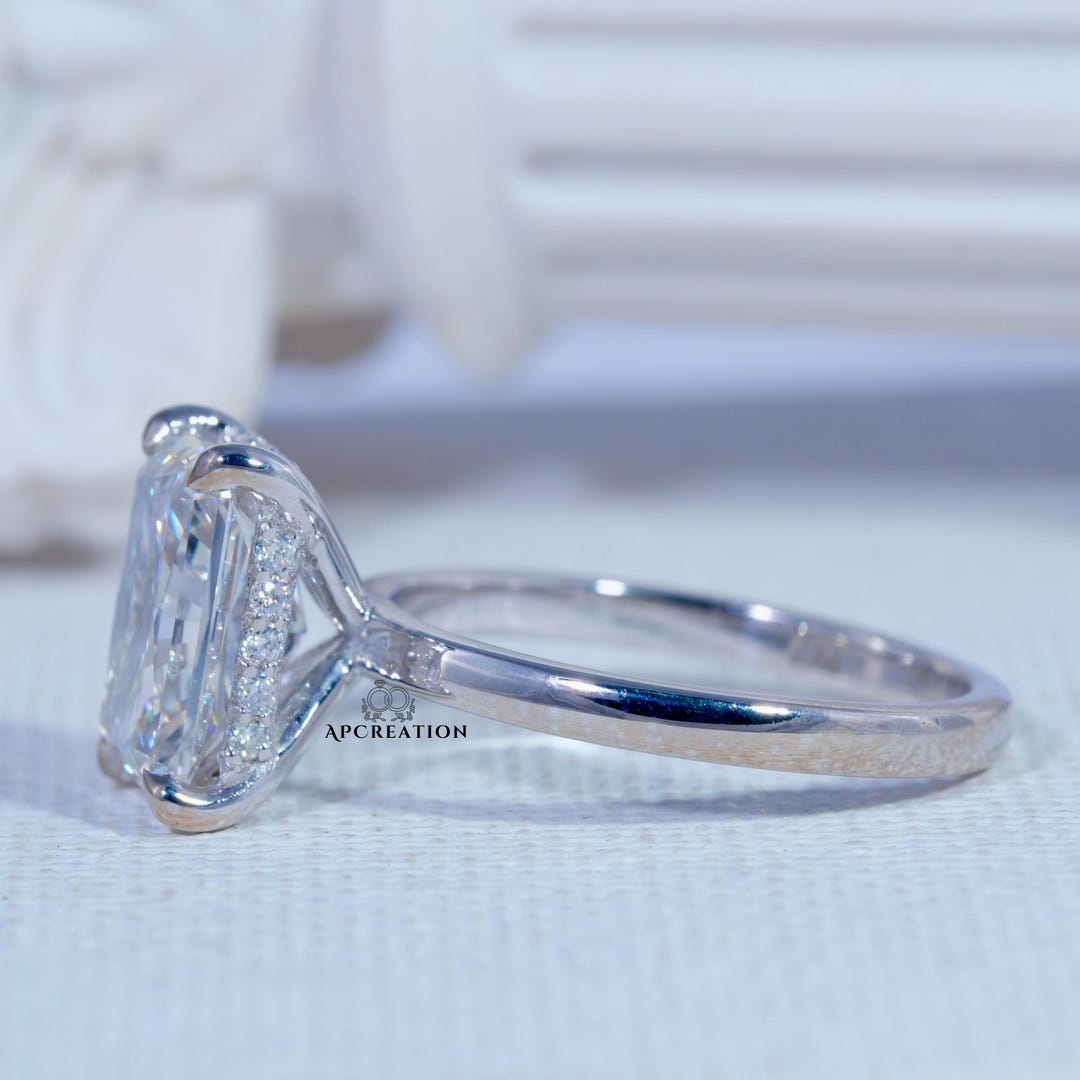 3 Carat Radiant Cut Lab Grown Diamond Engagement Ring | IGI Certified ...