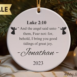 Babys erste Weihnachtsverzierung | Lukas 210 Schrift | Engel Christbaumkugel | Weihnachtskrippe | Baby Taufe Andenken