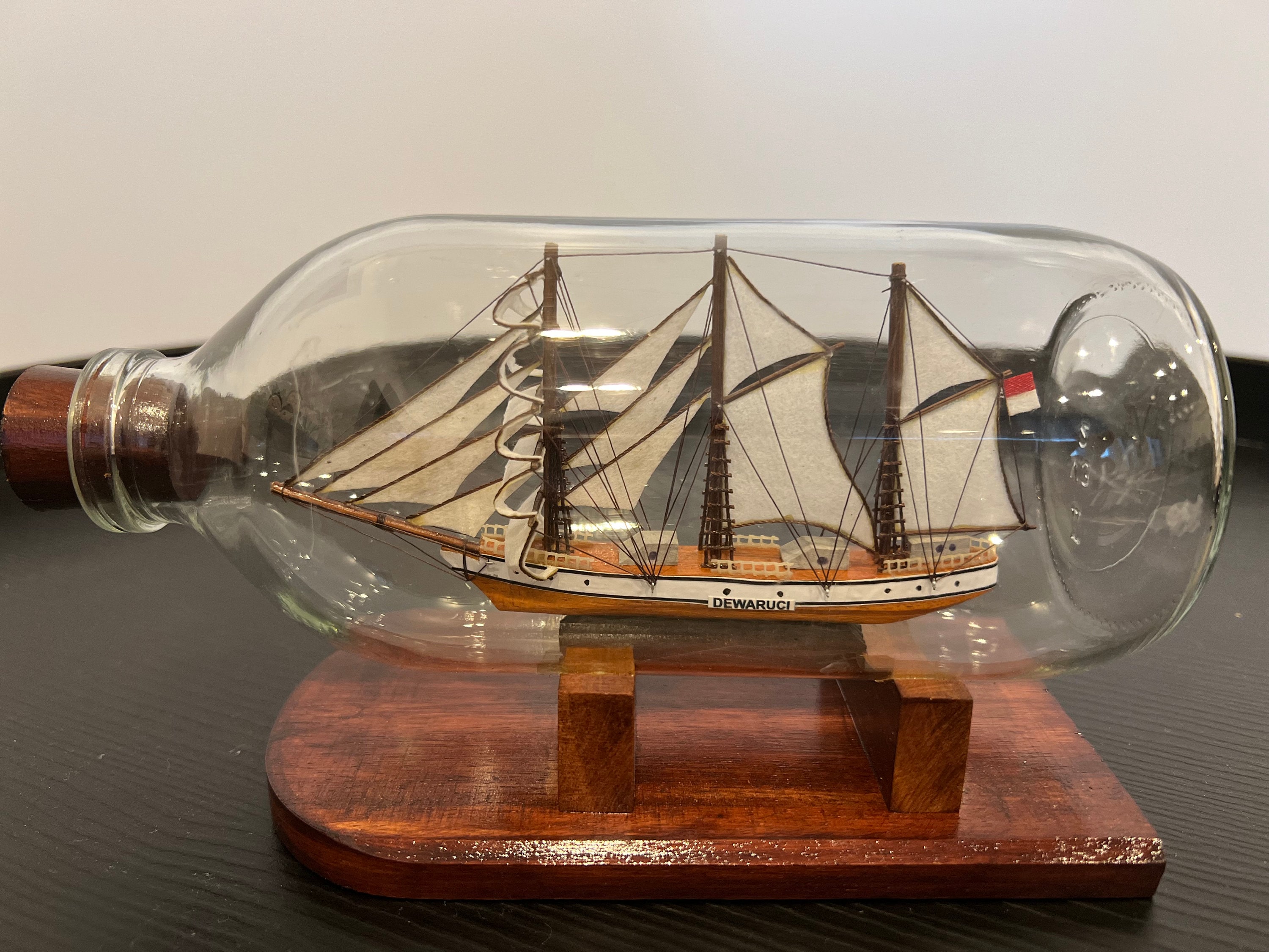 vintage-handcrafted-ship-in-a-bottle-nautical-decor-collectible