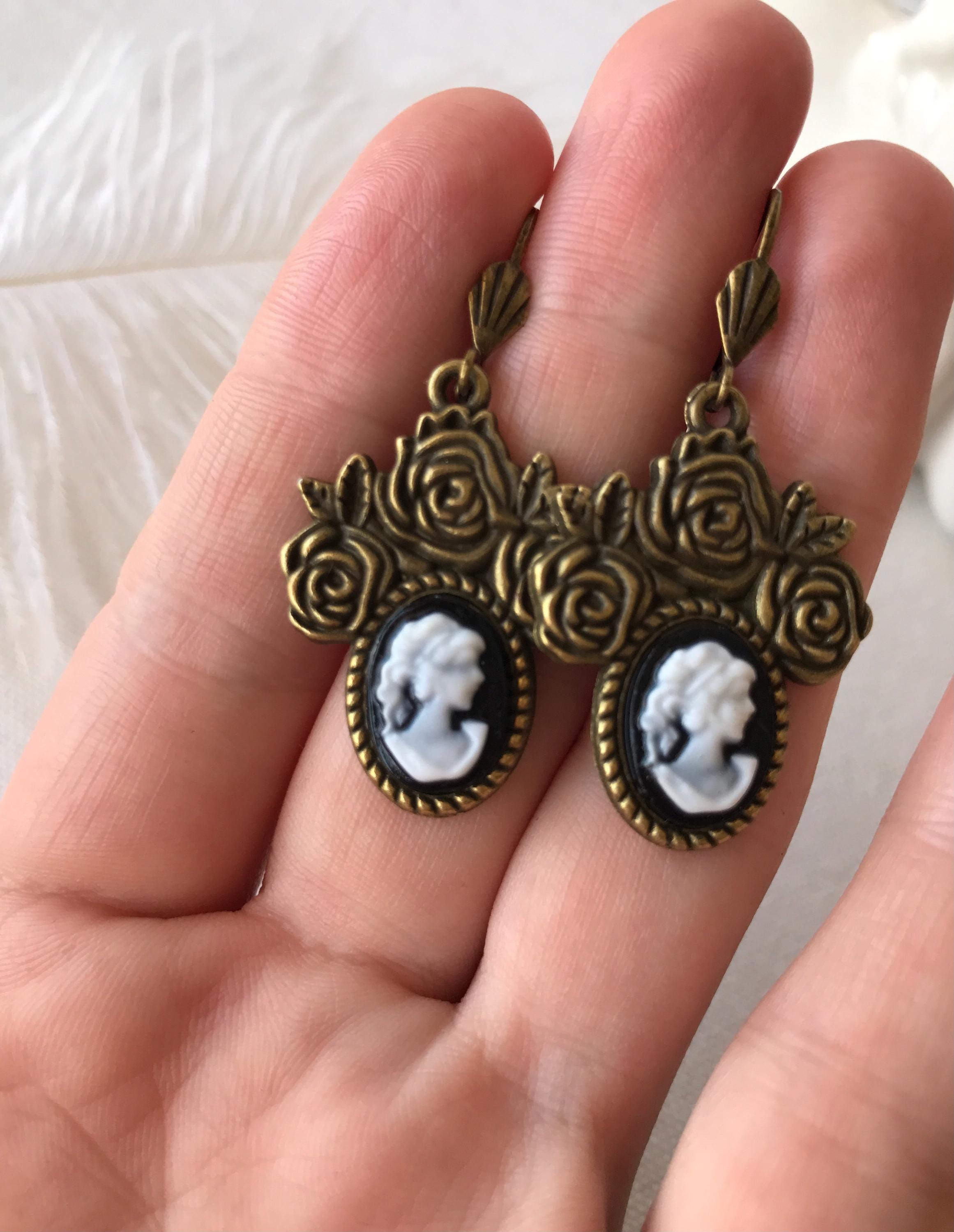 Boucles D'oreilles Dormeuses Argent 925 Avec Perle Baroque, Coquille Et Camée - Modèle Aght 0182