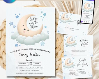 Puede incluir: Una invitación a un baby shower azul y blanca con una luna y estrellas de dibujos animados. La invitación dice "We're over the moon!" e incluye el texto "Please join us for a baby shower honoring Sammy Walker, Saturday, October 20, 2-6PM, 123 123 Blossom Lane, New York, NY 10001, RSVP to Sharon 123-456-7890, Registered at Target and Amazon".