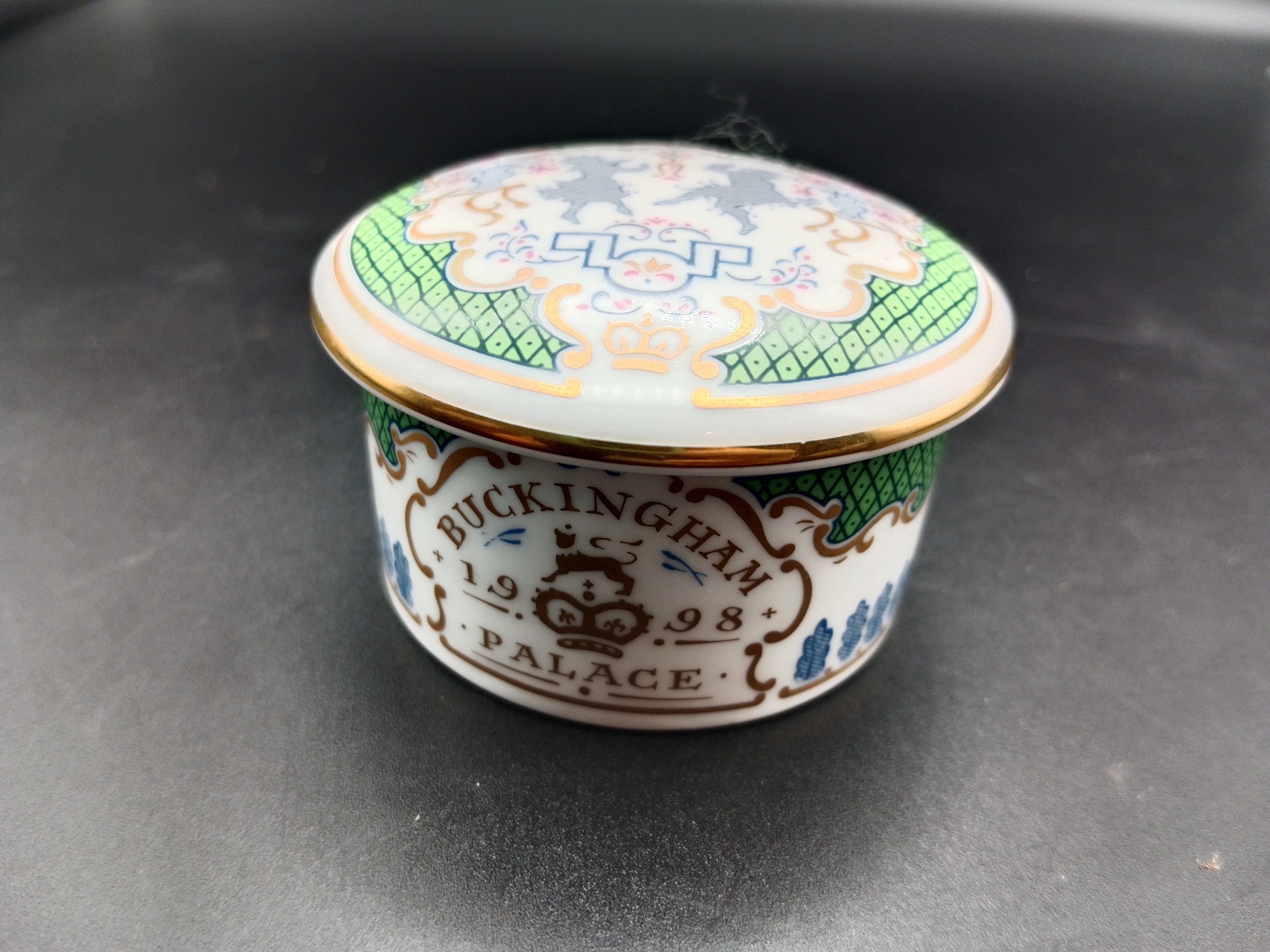 ヴィンテージ ロイヤルコレクション ボーンチャイナ 小物入れ