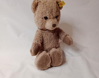 Original Steiff teddy bear, sitting position, 8 1/2&quot; tall, good condition, ear tag, 0205/26