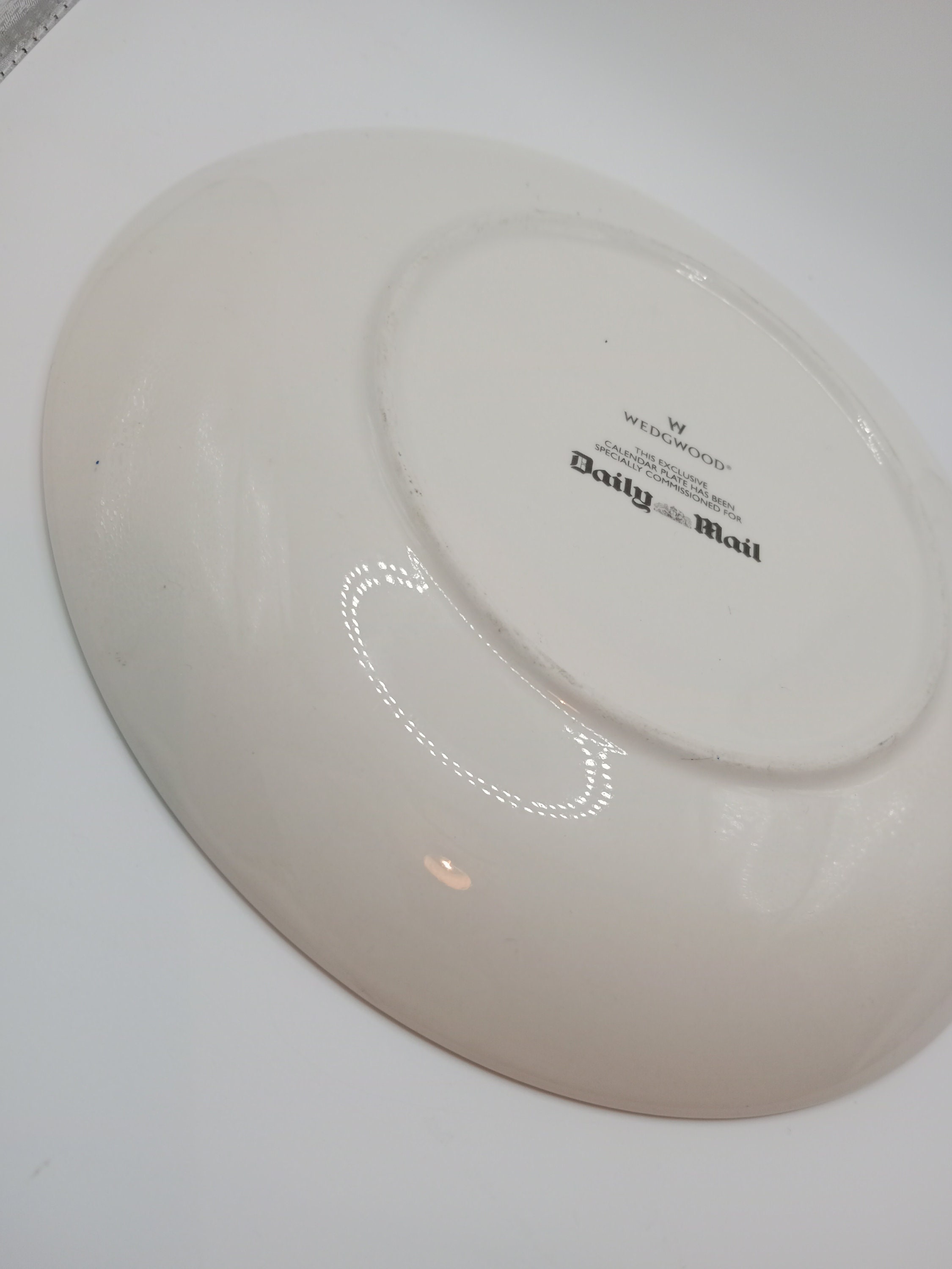 フランダースの犬 New Year Plate 2004 2004 AUSTRALIA Elizabeth II