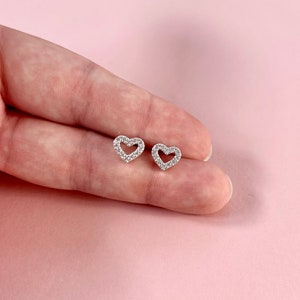 Brand New Eternity Silver Tone Cubic Zirconia Heart Pendant And Earring Set