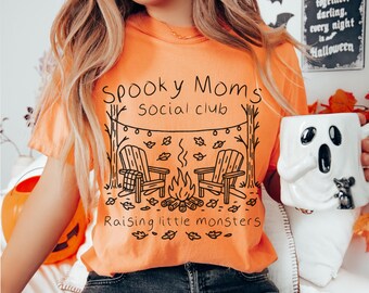 Spooky Moms Club Shirt, Comfort Colors Halloween mom Shirt, Halloween Aesthetic Tee, Cozy Mom Shirt, Autumn Mom Shirt, fall gift for mom