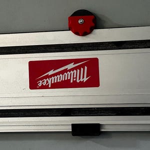 Milwaukee/Festool/Makita/Dealt Führungsschienenhalter-Schienensäge Wandhalterung oder Vertikale Halterung