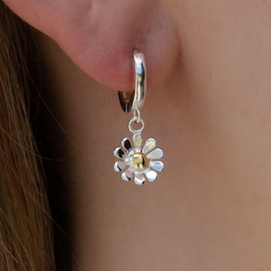 Sterling Silver Daisy Earrings - Unique Jewellery