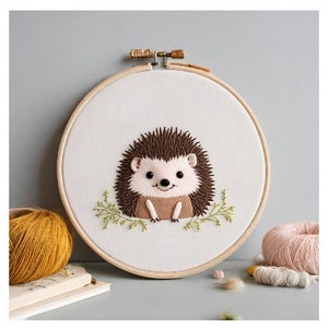 Hedgehog embroidery pattern | PDF downloadable file | Hand Embroidered Digital Design