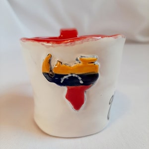 Tasse avec carte du Venezuela. Tasse en relief. Petite tasse pour café expresso. Cadeau pour les Vénézuéliens.