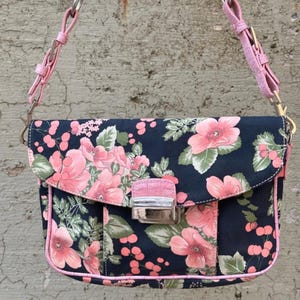 Vintage Blumarine Y2K 2000s Floral Hawaiian Shoulder Bag – Tropical resort Summer Aesthetic, Rare Designer Find