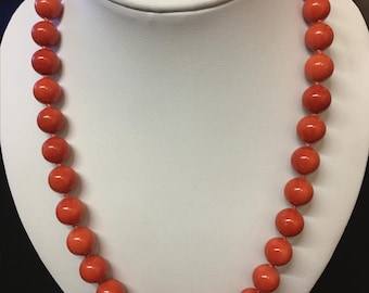 Precious Coral Necklace ⪼ Natural Red Color Coral Necklace with Gold Clasp