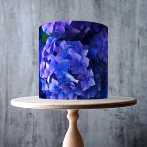Blauwe en paarse hortensiabloemen ontwerpen bloemen wrap around eetbare taarttopper, glazuurvel, WAFER-kaart, taartomslag, eetbare prints