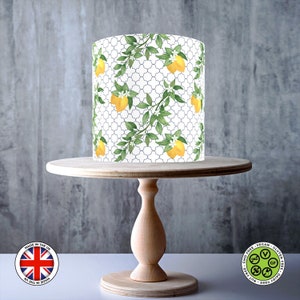 Des motifs méditerranéens sans couture de citrons s'enroulent autour d'une forme de gâteau comestible, d'une feuille de glaçage, d'une carte de gaufrette, d'une pellicule de gâteau, d'impressions comestibles