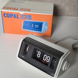 Copal Flip Clock - Etsy